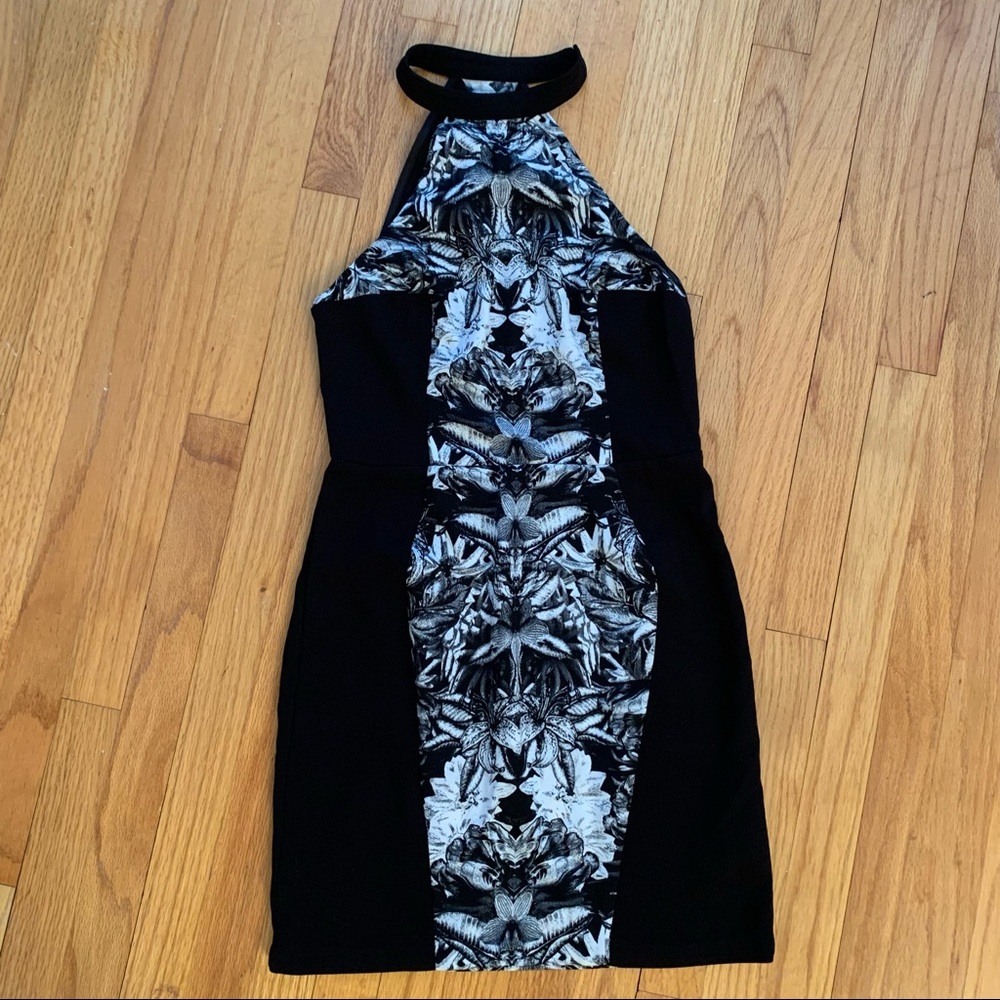 Silence + Noise Halter Crepe Dress Black White Open Back Floral Sz. 6